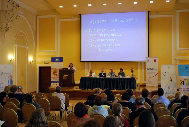 Foto 07 Konferencja Algorytmy działania w przypadkach przemocy w rodzinie